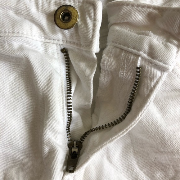 H&M Women’s Shorts White - Picture 4 of 4